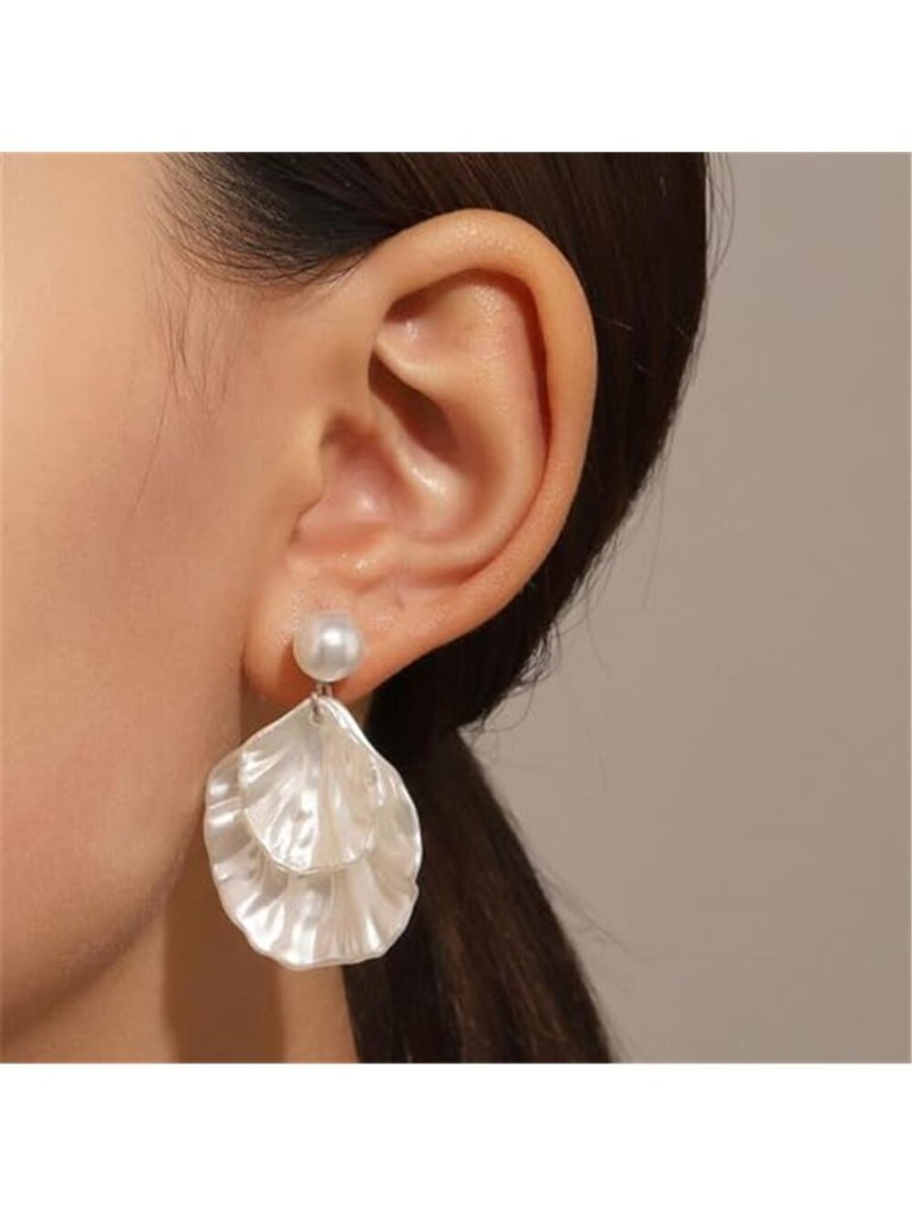 Seashell Pearl Clip-On Earrings for Women Non-Piercing Beach Jewelry Set